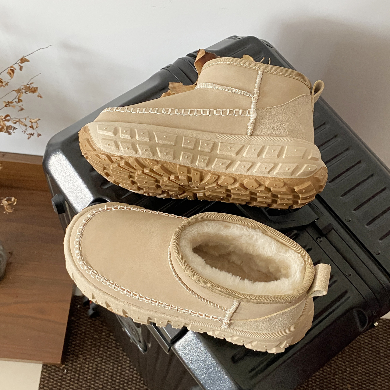 2024 Autumn/Winter Tire Bottom Snow Boots New Plush Low Top Warm Thick Bottom Cotton Boots