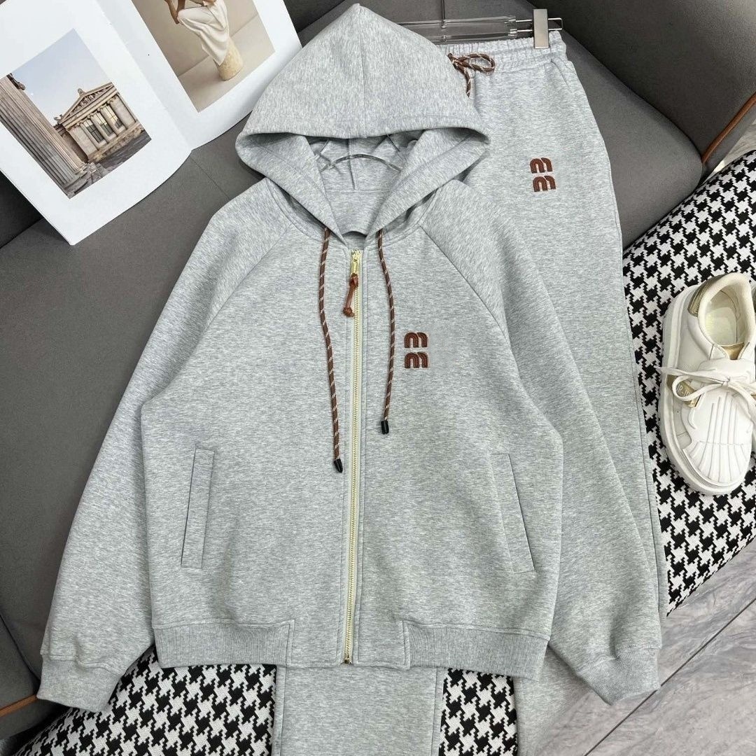 Womens tracksuit designer women suit fashion letter embroidery set cardigan hoodie casual trousers two-piece woman sportswear