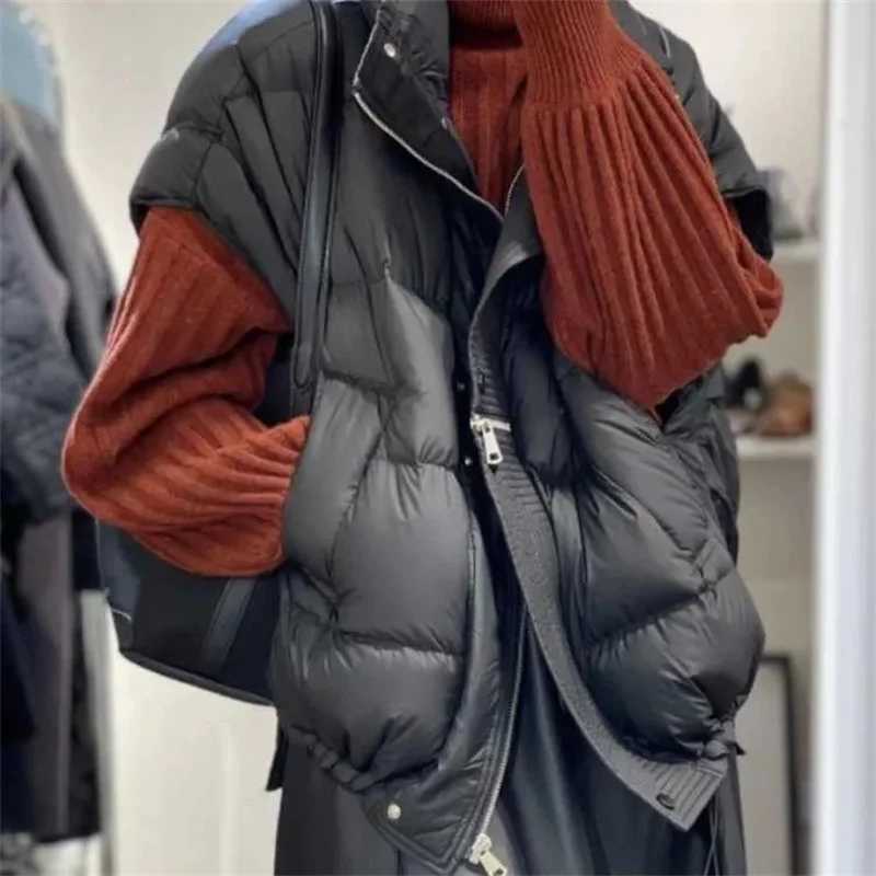 Winter womens apron jacket vest zipper thick warm jacket autumn winter casual cotton vest zipper puff jacket M241004