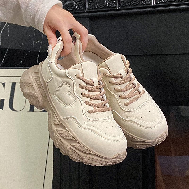 Women's 2024 Autumn New Round Head Thick Bottom Fashionable Sports Comfortable Casual Shoes