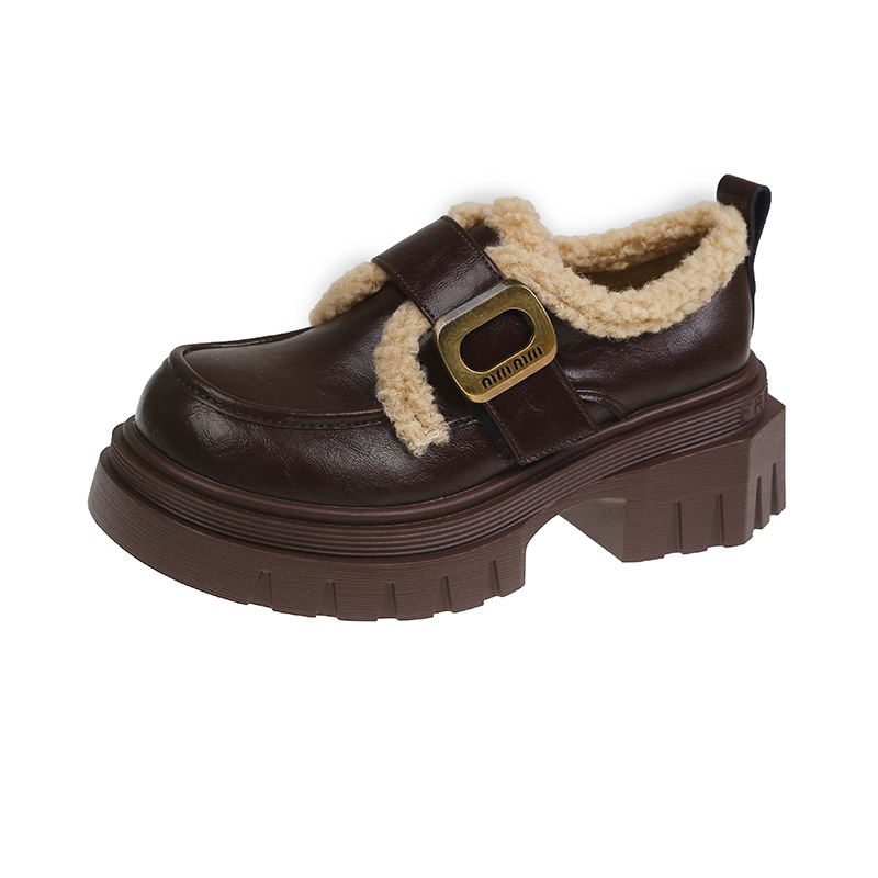 New thick soled loafers for autumn and winter 2024. Brown velvet British style retro leather shoes