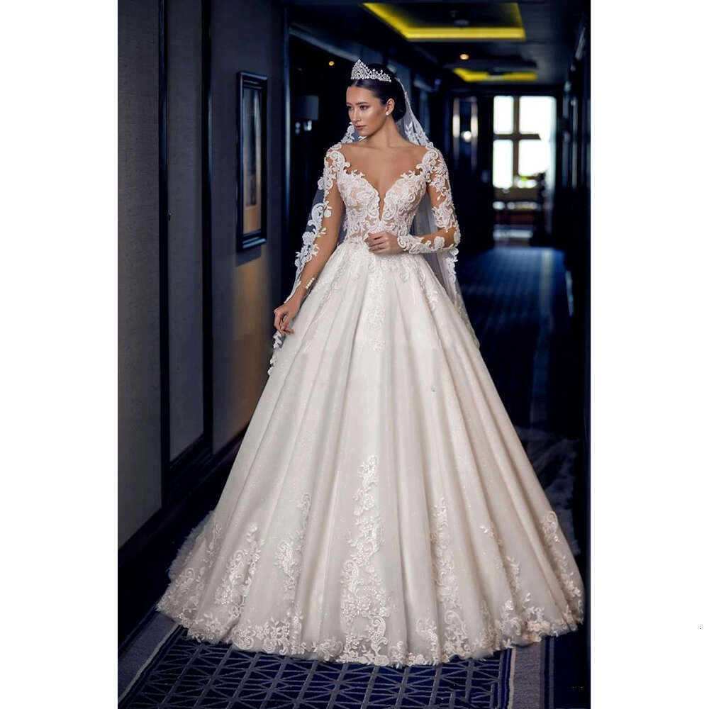 Sexy V-Neck Wedding Dress Lace Applique Beaded Long Sleeve Bridal Gowns Custom Made Princess Bride Dresses