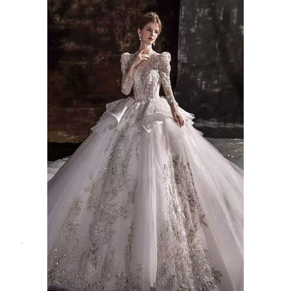 Exquisite Ball Wedding Dress Sequined Beaded Lace Applique Bridal Gown Retro Long Sleeve Big Train Bride Dresses