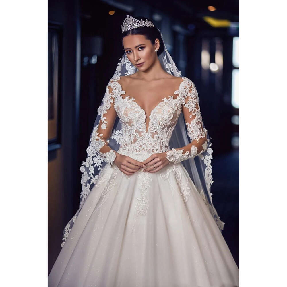 Sexy V-Neck Wedding Dress Lace Applique Beaded Long Sleeve Bridal Gowns Custom Made Princess Bride Dresses
