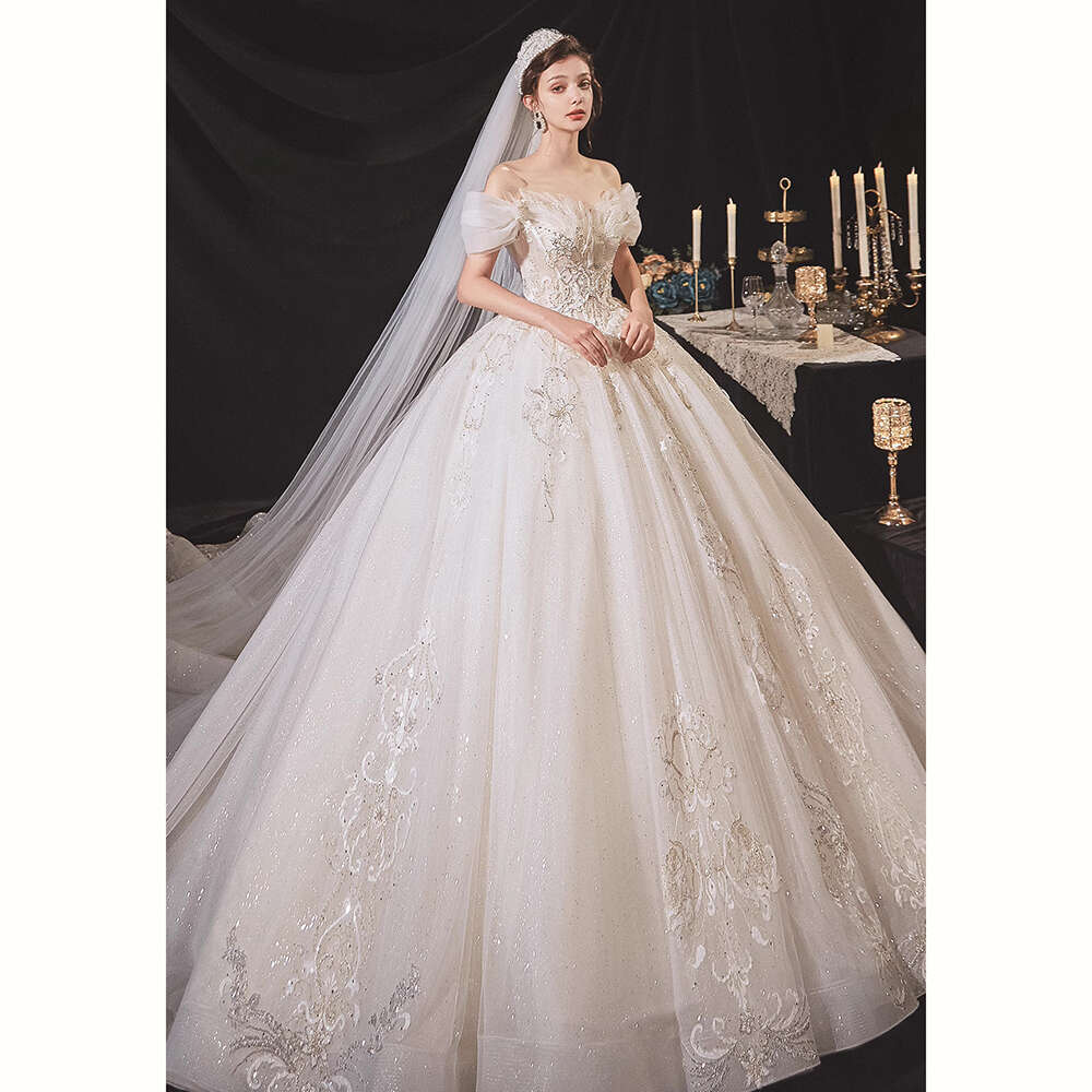 Off Romantic The Shoulder Wedding Dress Lace Applique Sequin Beaded Bridal Gown Custom Made High Quality Princess Bride Dresses es