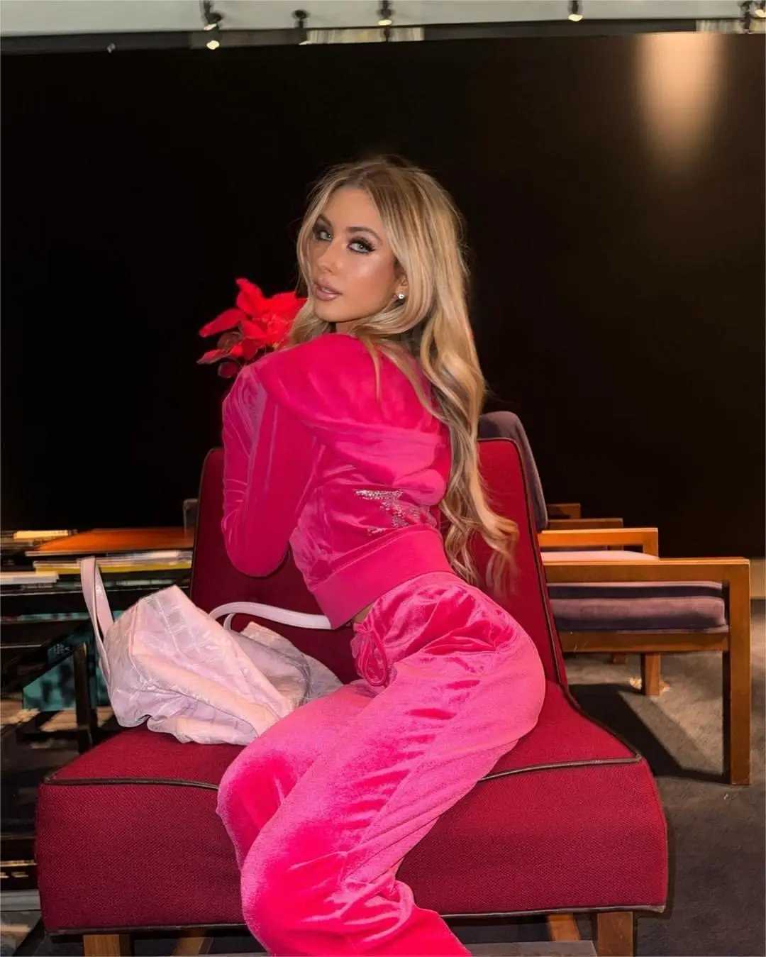 Womens Two Piece Pants Velvet track suit 2piece set womens hooded sweatshirt zipper rhinestone letter crop topsports pants 2PCS jogging diamond Y2K ve