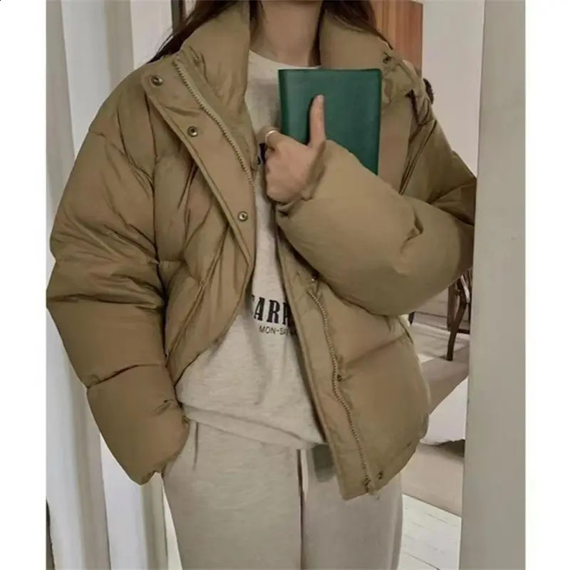 Winter warm thick short sleeved womens casual Korean style stand up collar cotton padded jacket womens zipper y2k down jacket women 240924