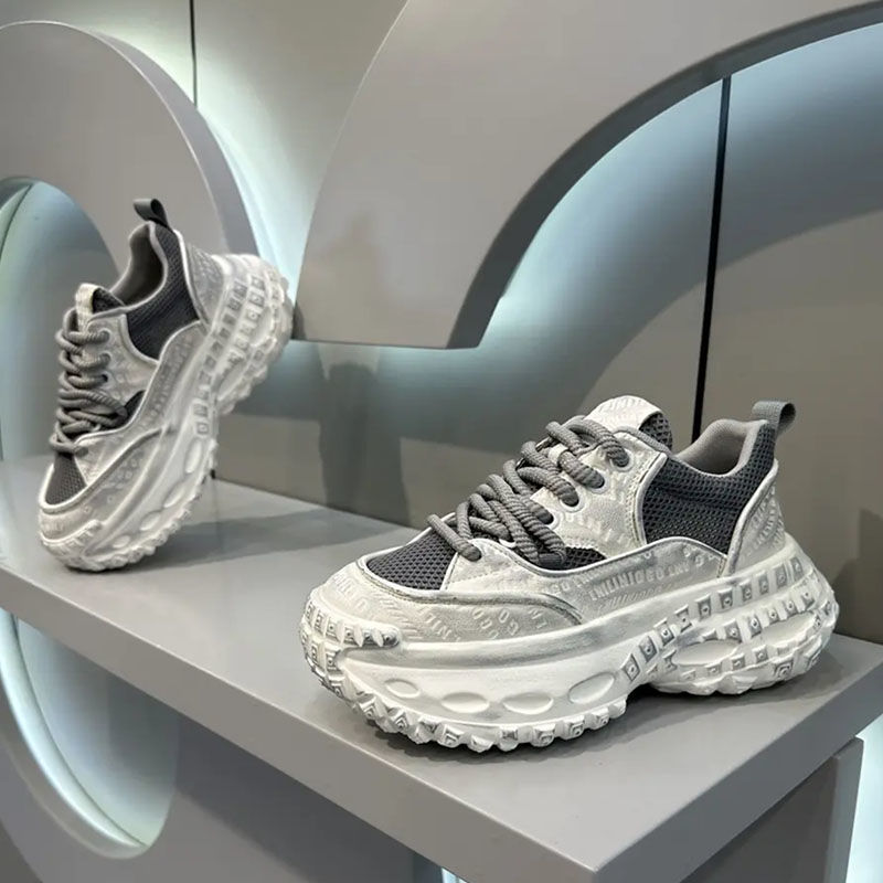 2024 Thick soled Casual Comfortable Soft Soft sole Breathable Height Boosting Chunky Shoes