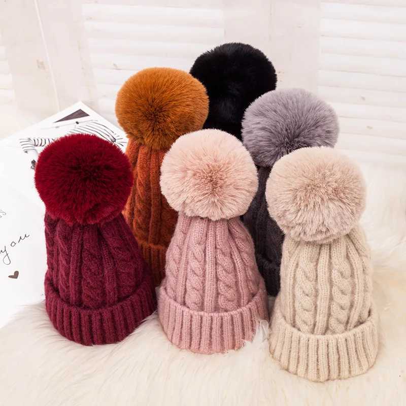 Fashion Knitted Winter Hat Striped Womens Winter Hats 2022 Pink Fur Pompom Wool Beanies Thick Skullies Cap Faux Pom pom HatX241005