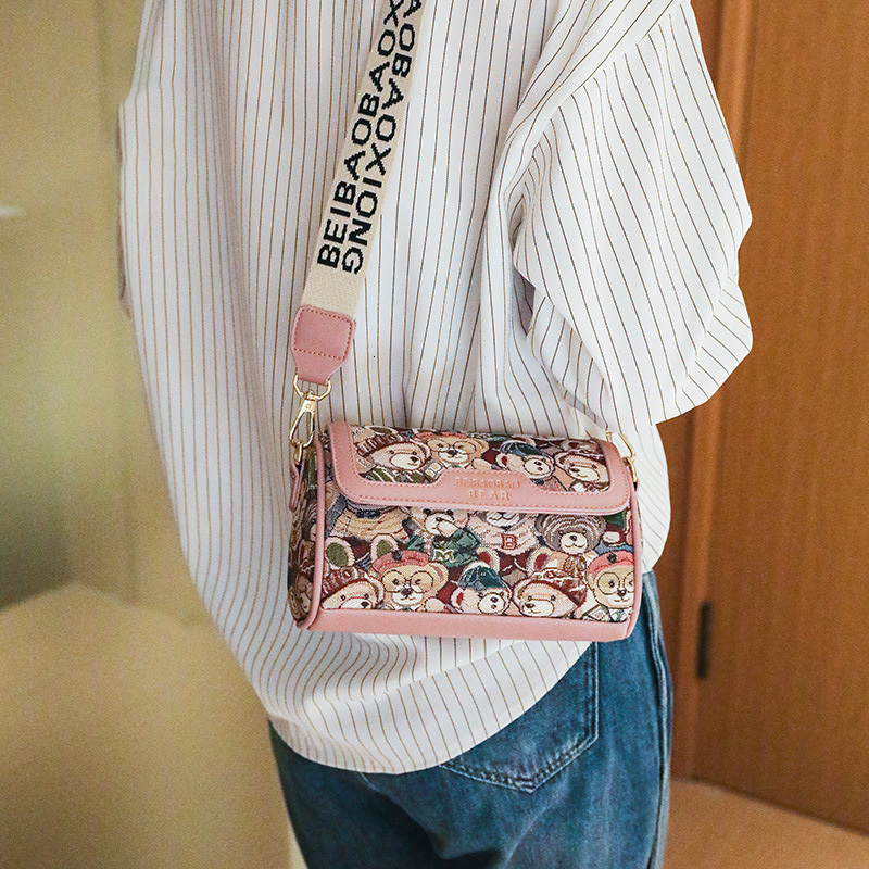 Designer Sling hot Ladies - Casual Shoulder Bag with Cute Bear Pattern, Lightweight Crossbody Purse Patterns for Everyday Use