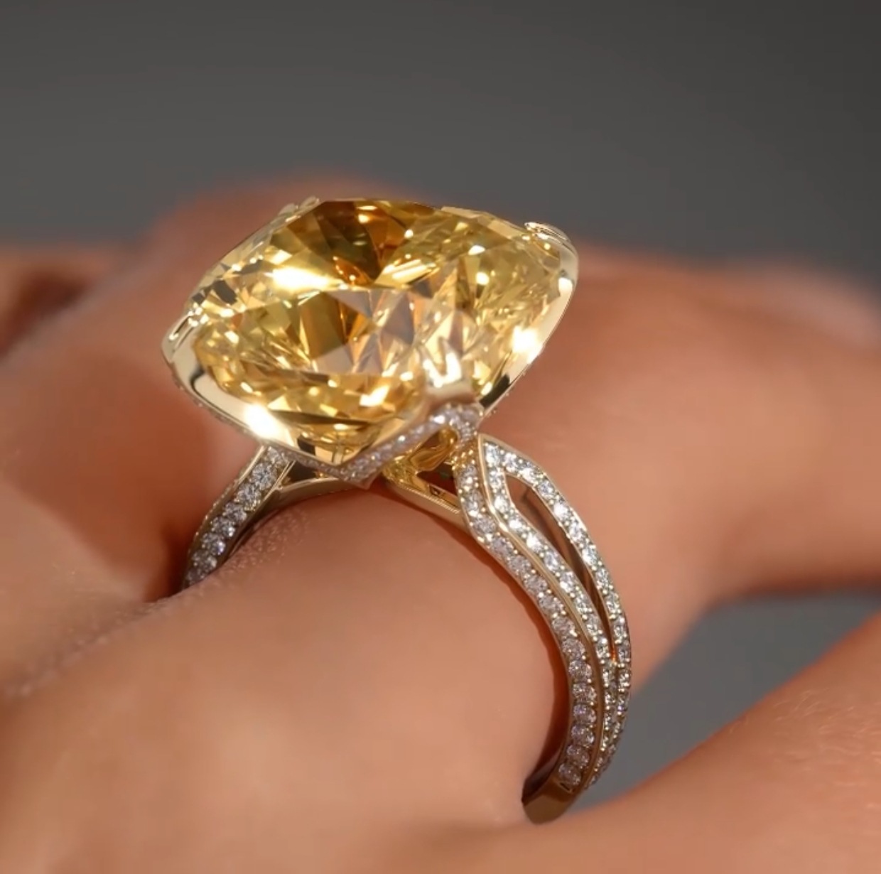 Stunning Sterg Sier 5A Zircon Eternity Bridal Ring: Exquisite Jewelry for the Modern Woman