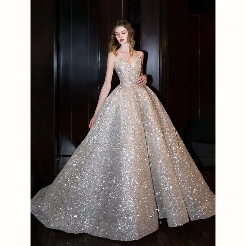 A Newest E V Neck Spaghetti Strap Wedding Dress Simple Sexy Sleeveless Bridal Gown Custom Made Princess Bride Dresses es
