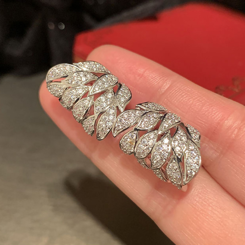 Stunning Sterg Sier Leaf Earrings: Pave White Sapphire CZ Dia Party Jewelry