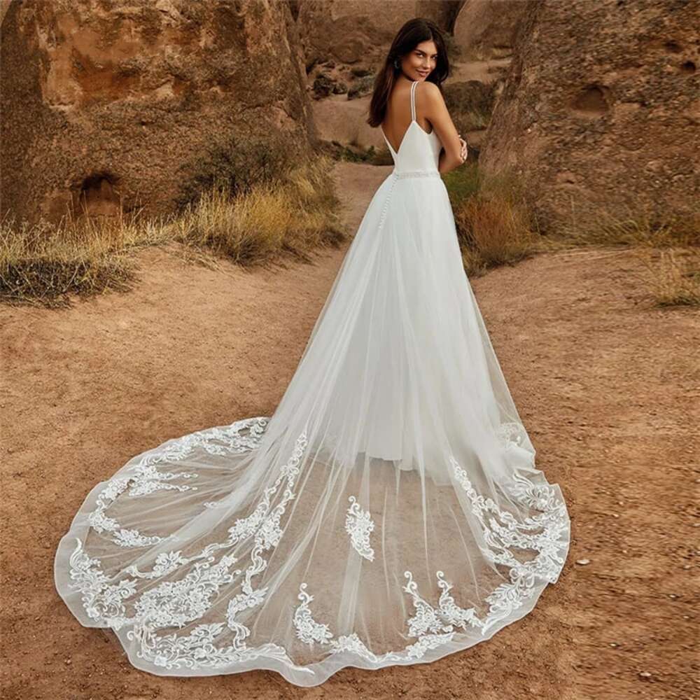 Two-Piece Wedding Dress Trousers Set With Detachable Skirt 2 In 1 Bridal Gown Jumpsuit Lace V-Neck Tail-Sweeping Train