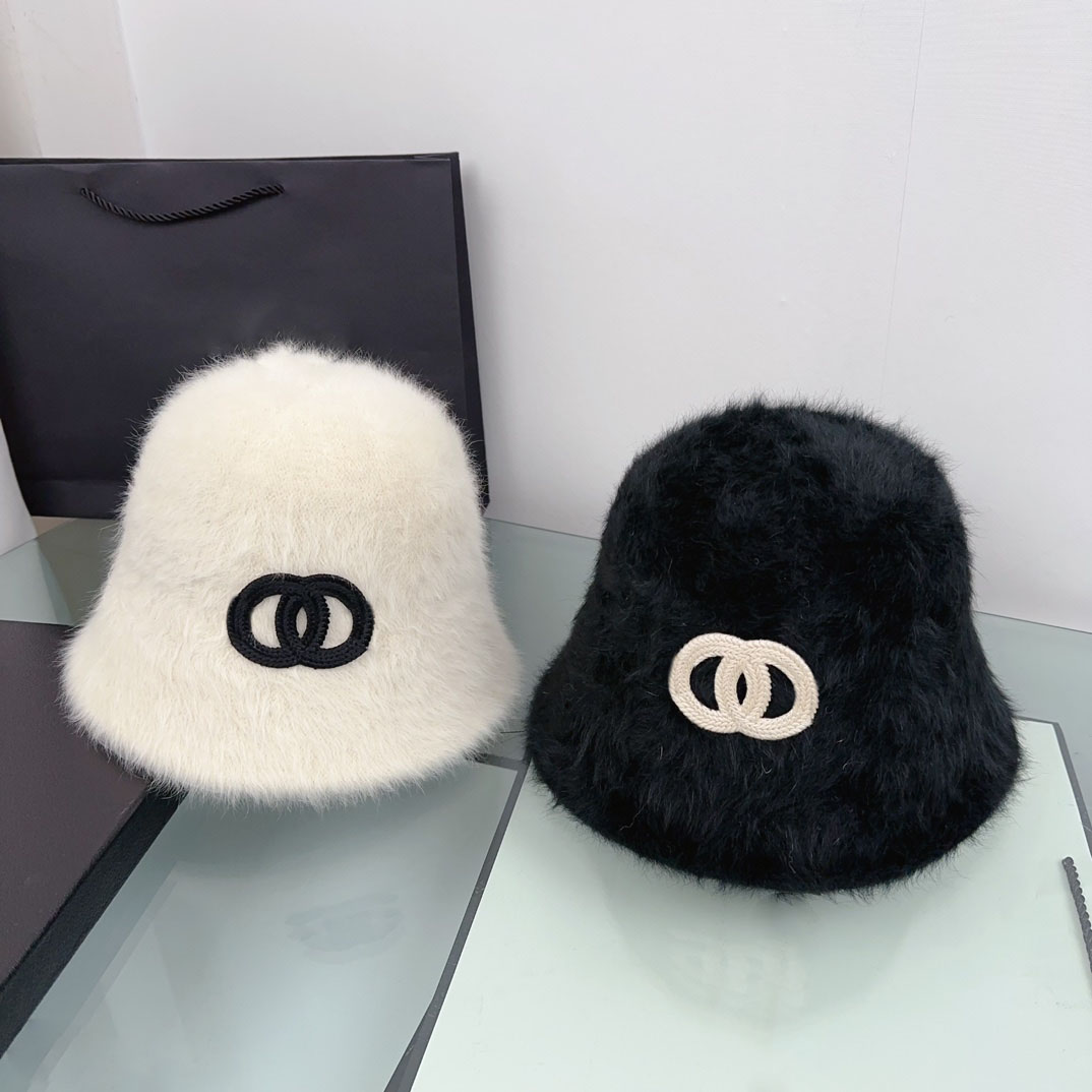 Fashionable Styles Designer Big Bucket Hats Fashion Round Letter Grid Print Stereo Pattern Wide Brim Hat Four Seasons All-match Gradient Summer Beach Fisherman Cap