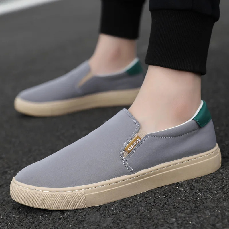 Spring mens canvas shoes ice silk mens casual shoes breathable and lazy vulcanized shoes fashionable boots Erkek 241008