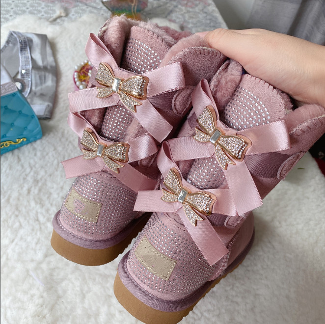 New Designer Women Diamonds Snow Boots Classic Bow-knot Water Diamonds Crown Cowhide Cotton Boots Shoes With Children