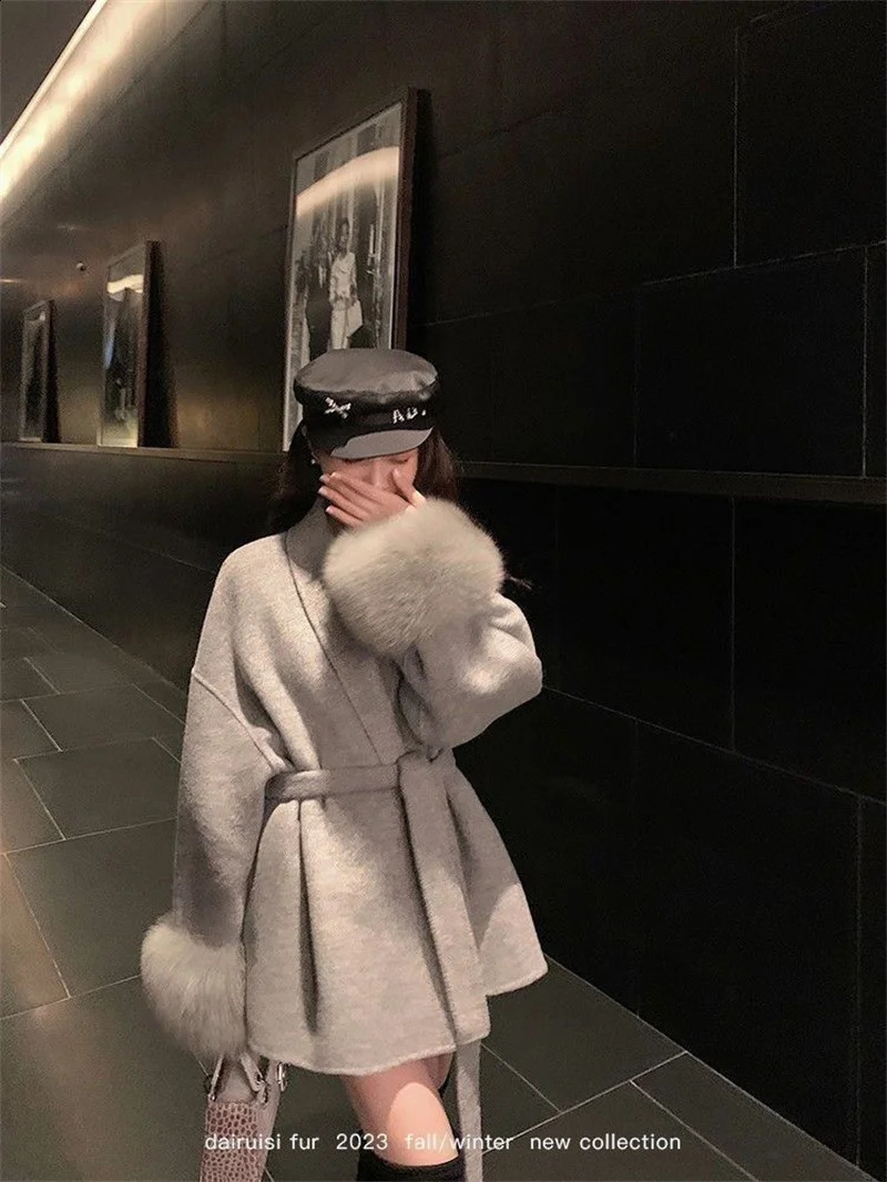 Fashion Paradigm with Wool Coat Spring and Autumn Long Sleeve Loose Premium Splicing Short Wool Long Sleeve P63 240926