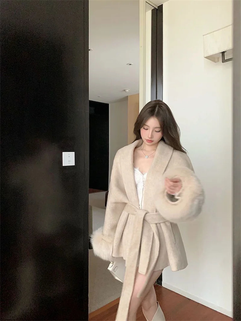 Fashion Paradigm with Wool Coat Spring and Autumn Long Sleeve Loose Premium Splicing Short Wool Long Sleeve P63 240926