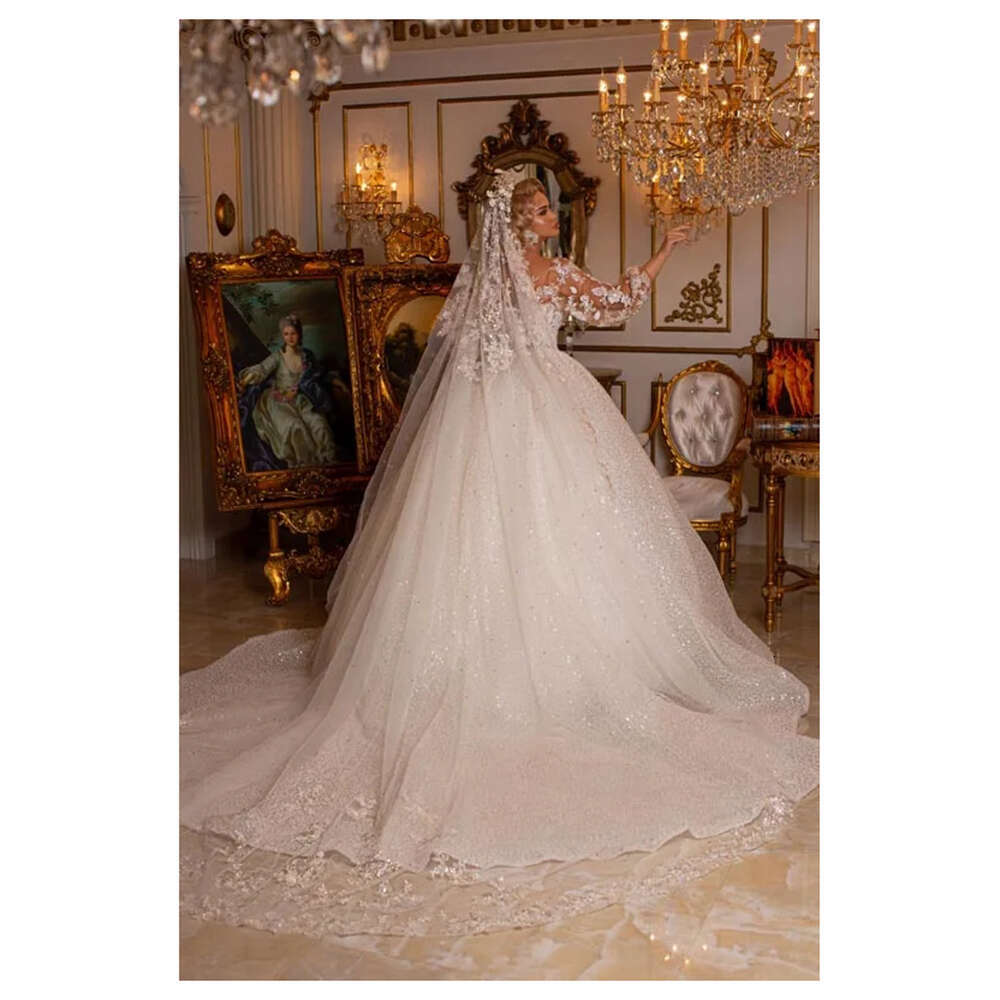 Gorgeous Sweetheart Wedding Dress Lace Applique Sequins Beaded Long Sleeve Princess Bride Gown Vestidos De Novia 0228Lz