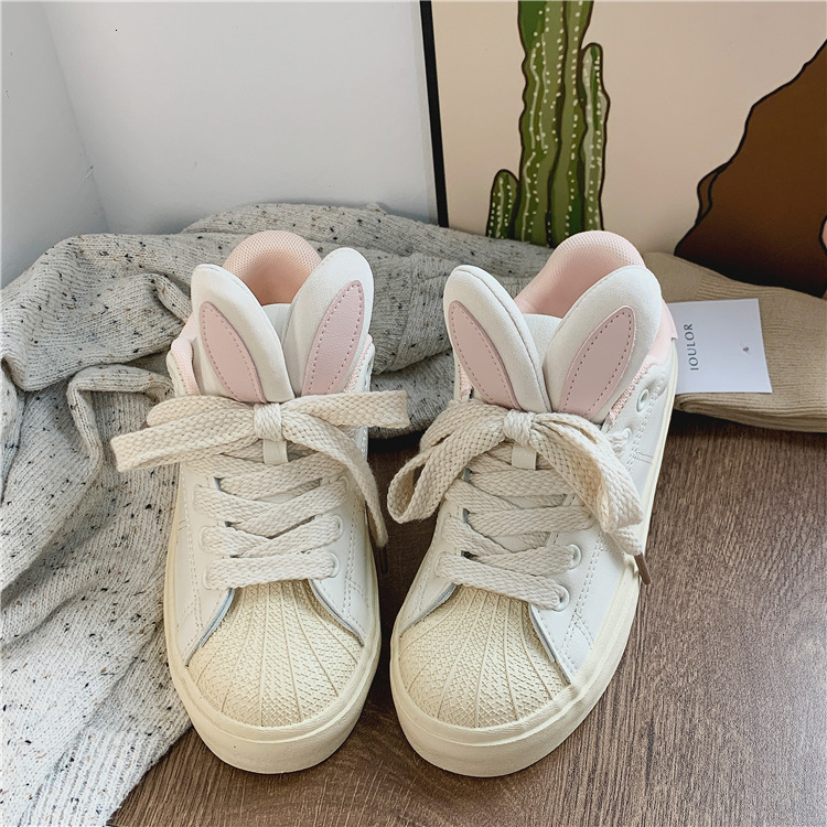Designers Flats Running Women Light Low Top Sneakers Ladies atillas Mujer Cute Rabbit Ears Board Shoes for Girls