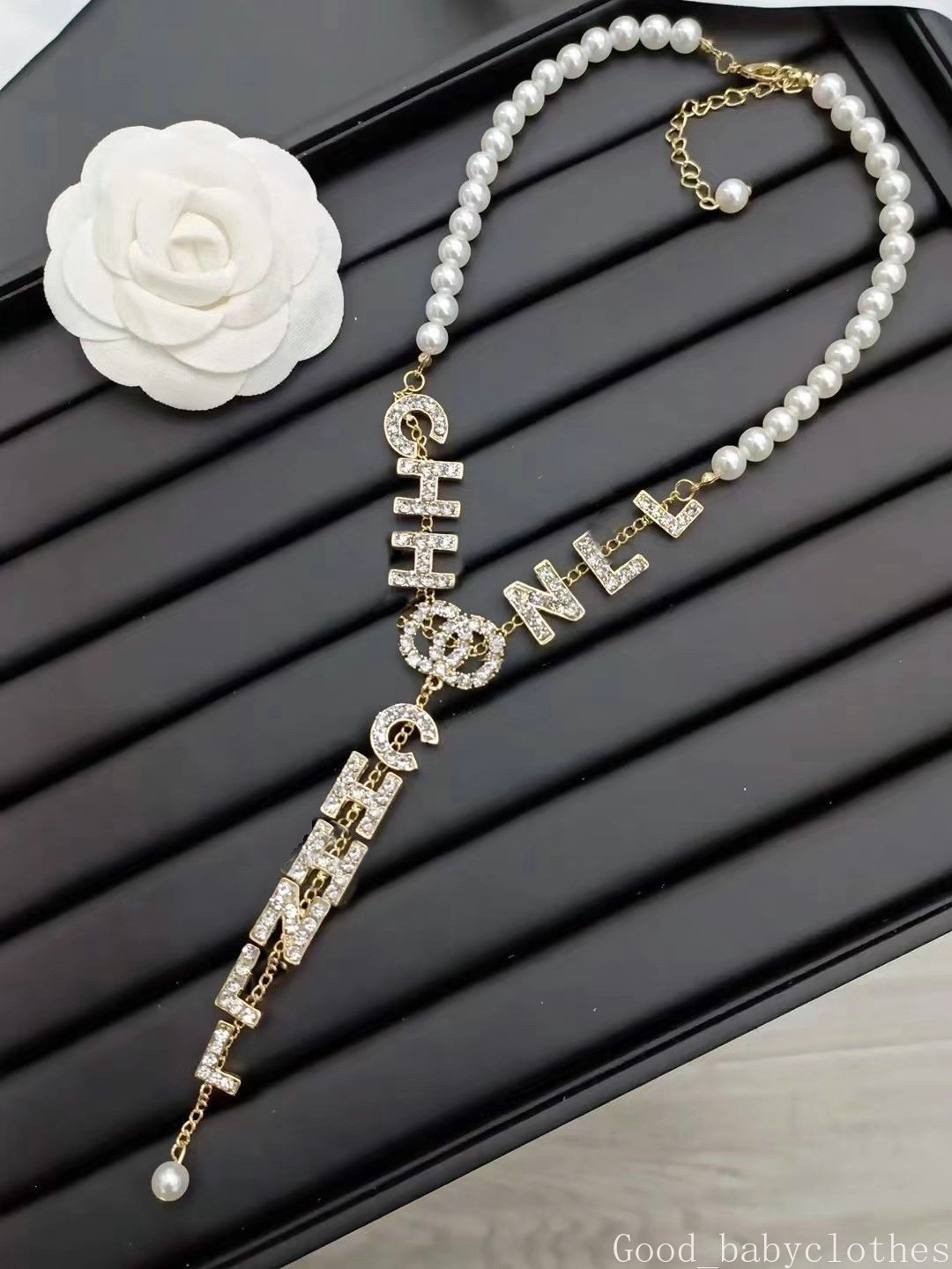 Womens Designer Necklace Choker 18K Gold Plated Necklaces Pendant Fashion Wedding Jewelry Accessories