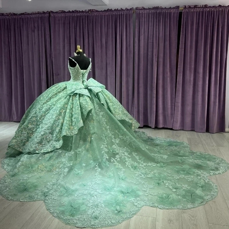 Mint Green Sexy Spaghetti Strap Princess Quinceanera Dresses Ball Gown Spaghetti Strap Flower Beading Bow Tull Sweet 16 Dress Vestido De 15 Anos