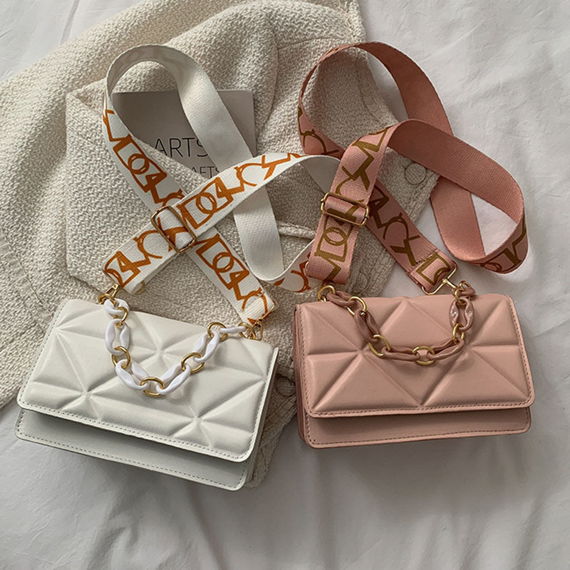 Designer large capacity single shoulder women's fashionable casual handbag, broadband simple crossbody bag, street accessories