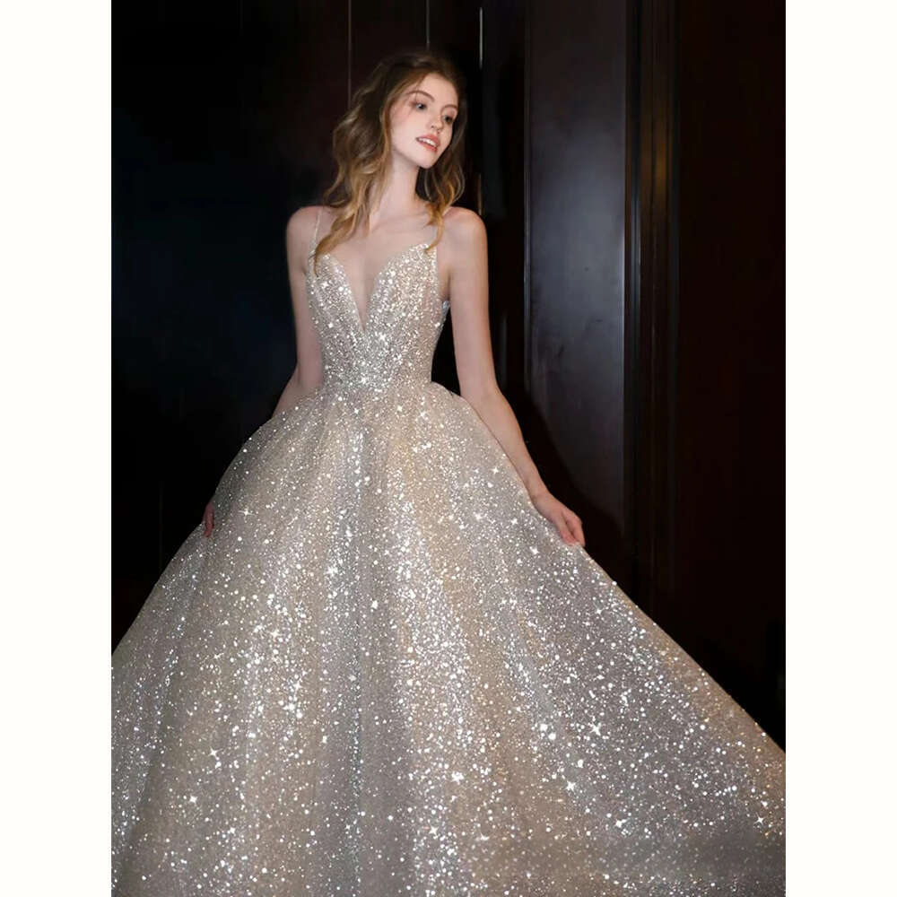 A Newest E V Neck Spaghetti Strap Wedding Dress Simple Sexy Sleeveless Bridal Gown Custom Made Princess Bride Dresses es