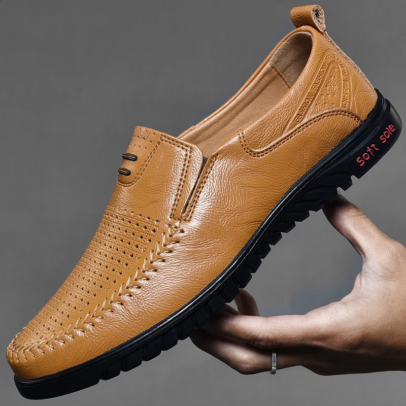 2025 new Men Hollow Handmade Leather Casual Driving Flats Slip-on Moccasins Boat Plus Size 37-47 Loafers Shoes 240924