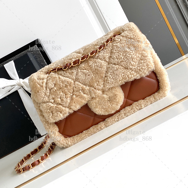 Shearling Lambskin Flap Bag Shoulder bags 23cm Classic Handbag Fashion Crossbody Bags Purse Chain Bags Mirror Top Quality Designer Bags With Box 24C103