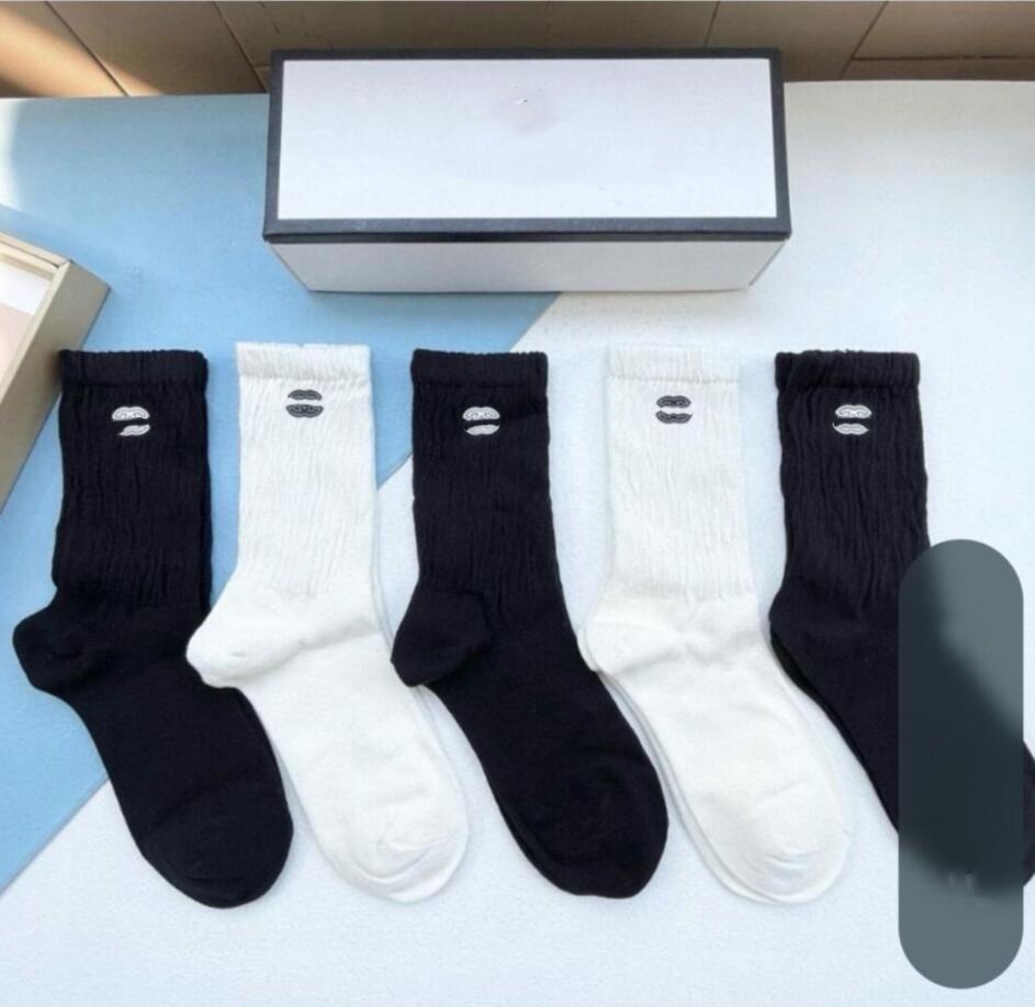 2024 Multi color fashionable men's socks, women's and men's high-quality pure cotton versatile classic ankle breathable mixed football basketball socks tn