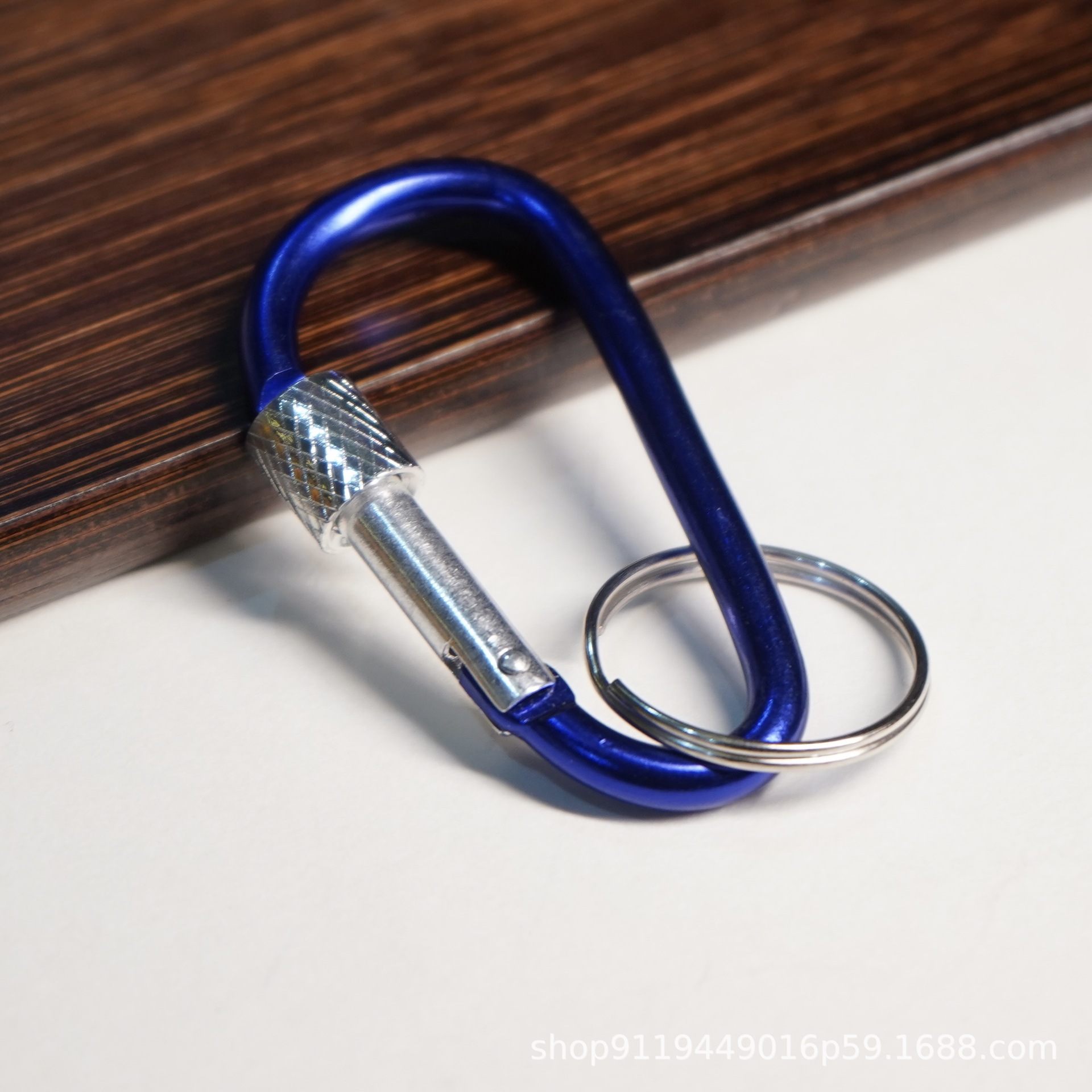 Safety Locking D-Carabiner for Hiking and Climbing - Model 7