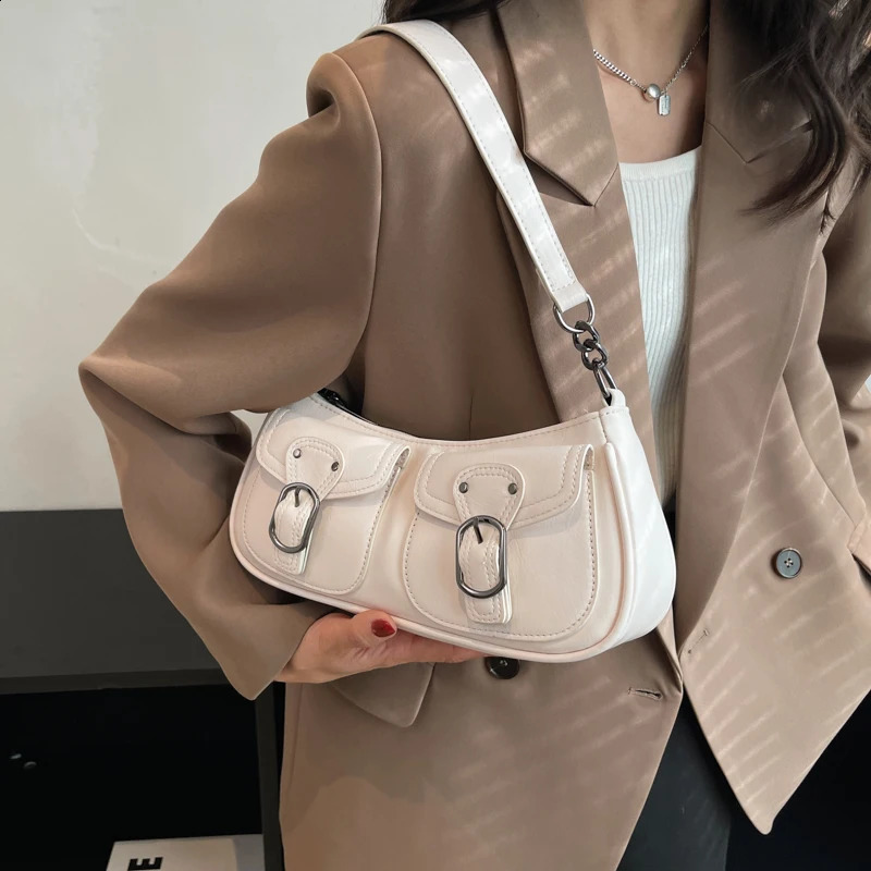 LEFTSIDE Fashion Leather Shoulder Armpit Bag for Women Tend Female Simple Small Pocket Underarm Handbags and Purses 240930