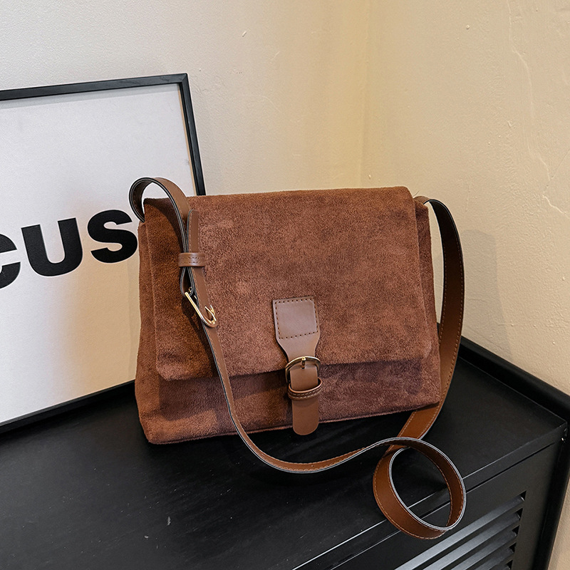 2025 Designer Shoulder 3 Fashion Women Design Vintage Style Crossbody Bag Versatile Triple Black Coffee Brown Free shipping