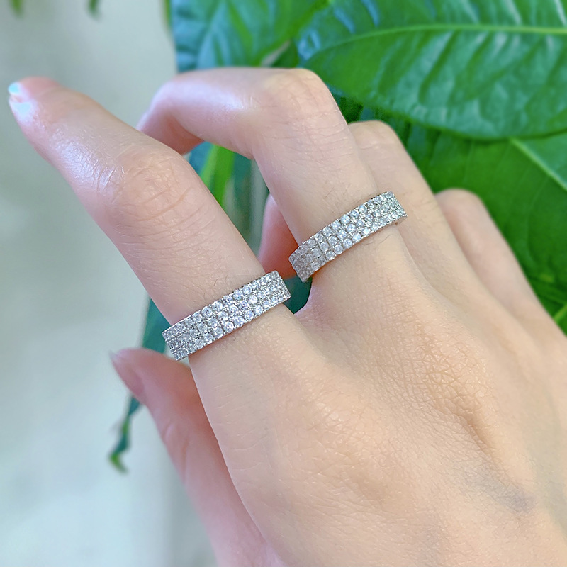 Crafted Elegance: Sterg Sier 3-Row Pave White Moissanite Wedding Band Ring for Women