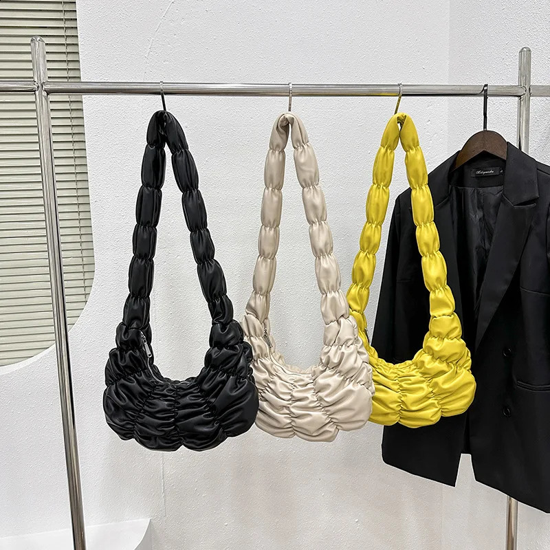 Pleated Half-moon Shaped Shoulder Bag 240929 - view 4