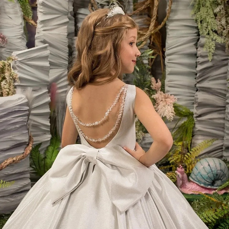 Glossy Ivory Sequined wer Girl Dresses Jewel Neck Bow Puff Princess Ball Gowns For Wedding Birthday Party Sweep Train Little Girls Toddlder Pageant Dr