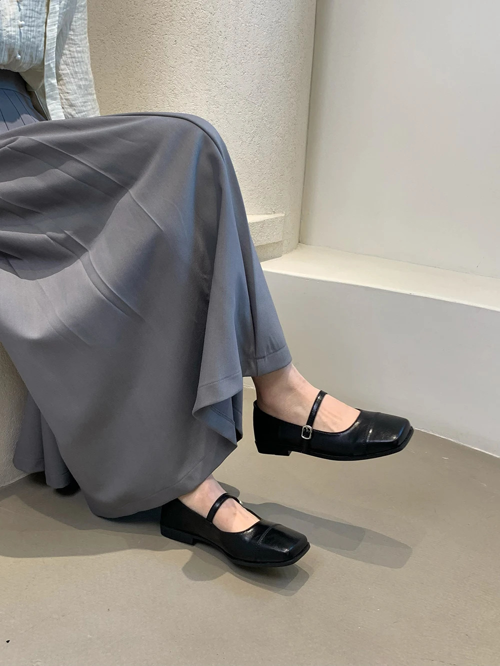 2025 new Square Toe Women Loafers Fashion Low Heeled Black Red Brown Beige Autumn Spring Dress Shoes Woman Pumps Size 35-39 240924