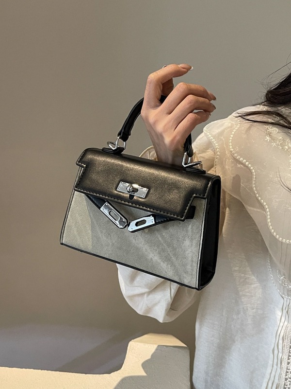 Retro texture new fashionable handbag versatile one shoulder small square bag