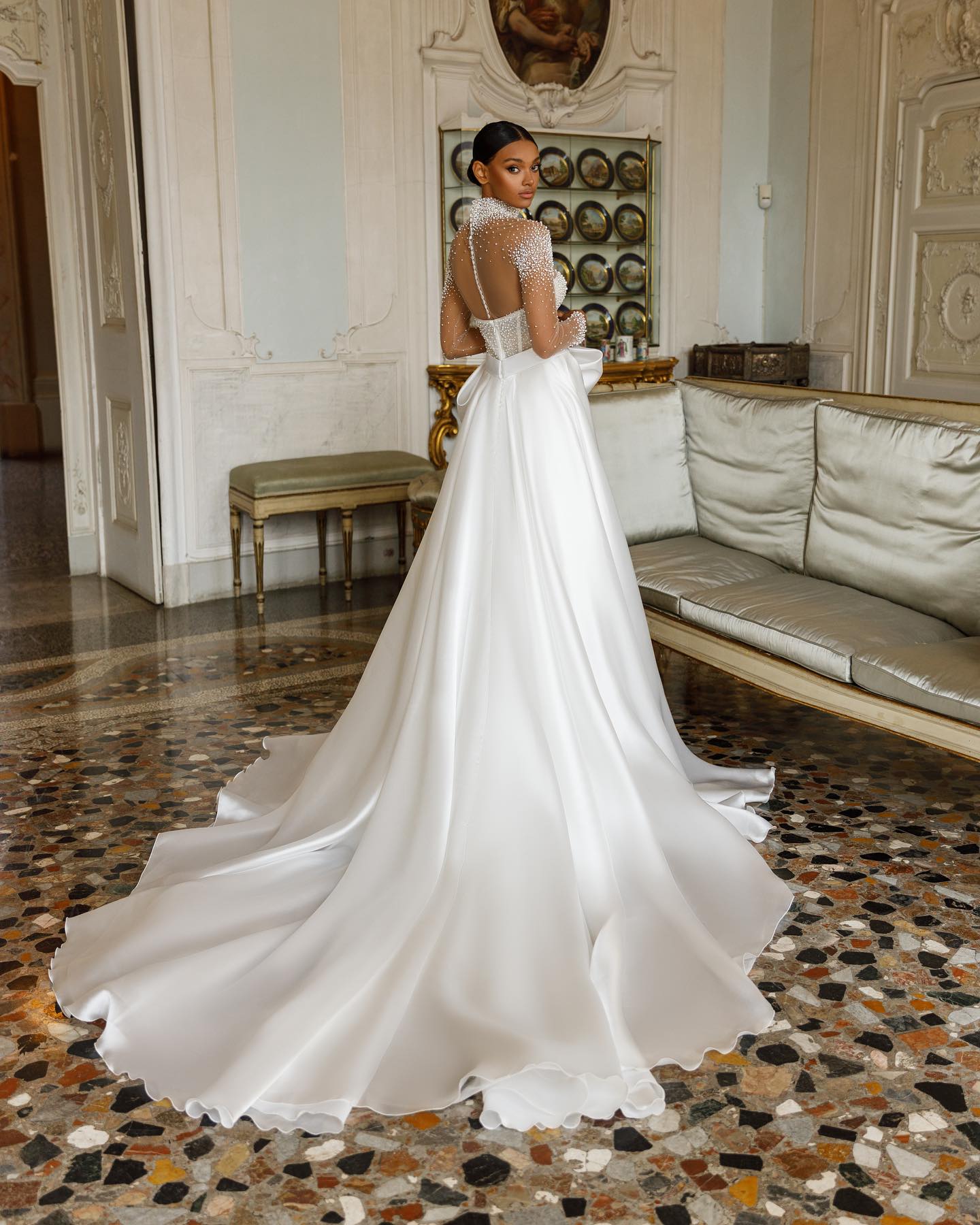 Pearls A E Dresses Bridal Gowns Sheer High Neck Long Sleeves Satin Wedding Dress For Black Girl Plus Size Bone Bodice Backless Vestidos De Novia