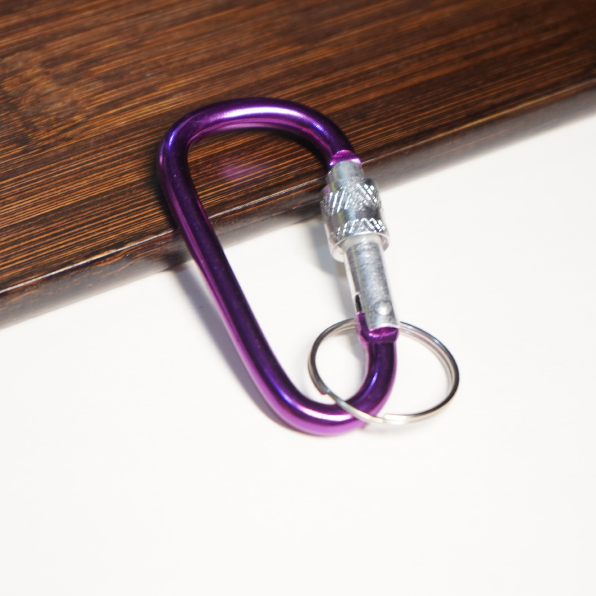 Safety Locking D-Carabiner for Hiking and Climbing - Model 7