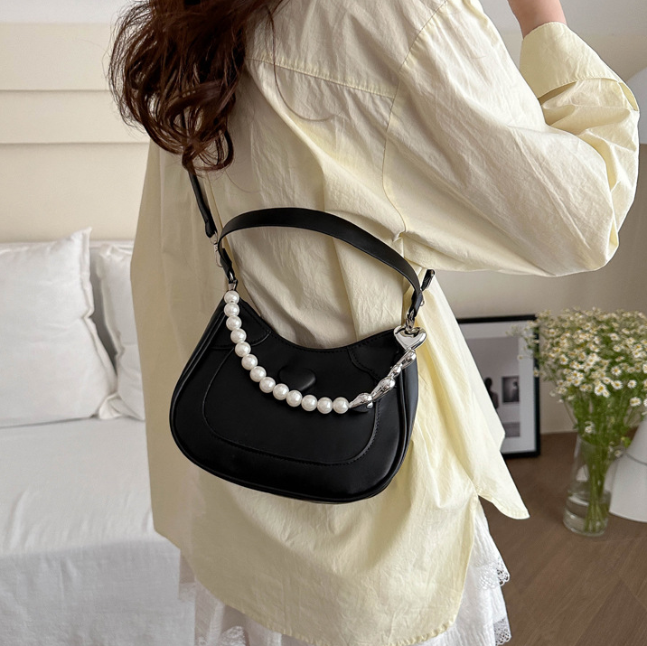 Designer Women Shoulder Fashion Pearl Design Handbag Trendy Armpit Crossbody Bag Multi Colors Free Shipping