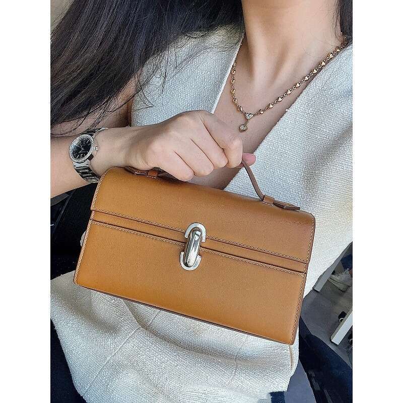 New High-End Niche Portable Small Square French Simple Hand Bag For Women 2024 Spring
