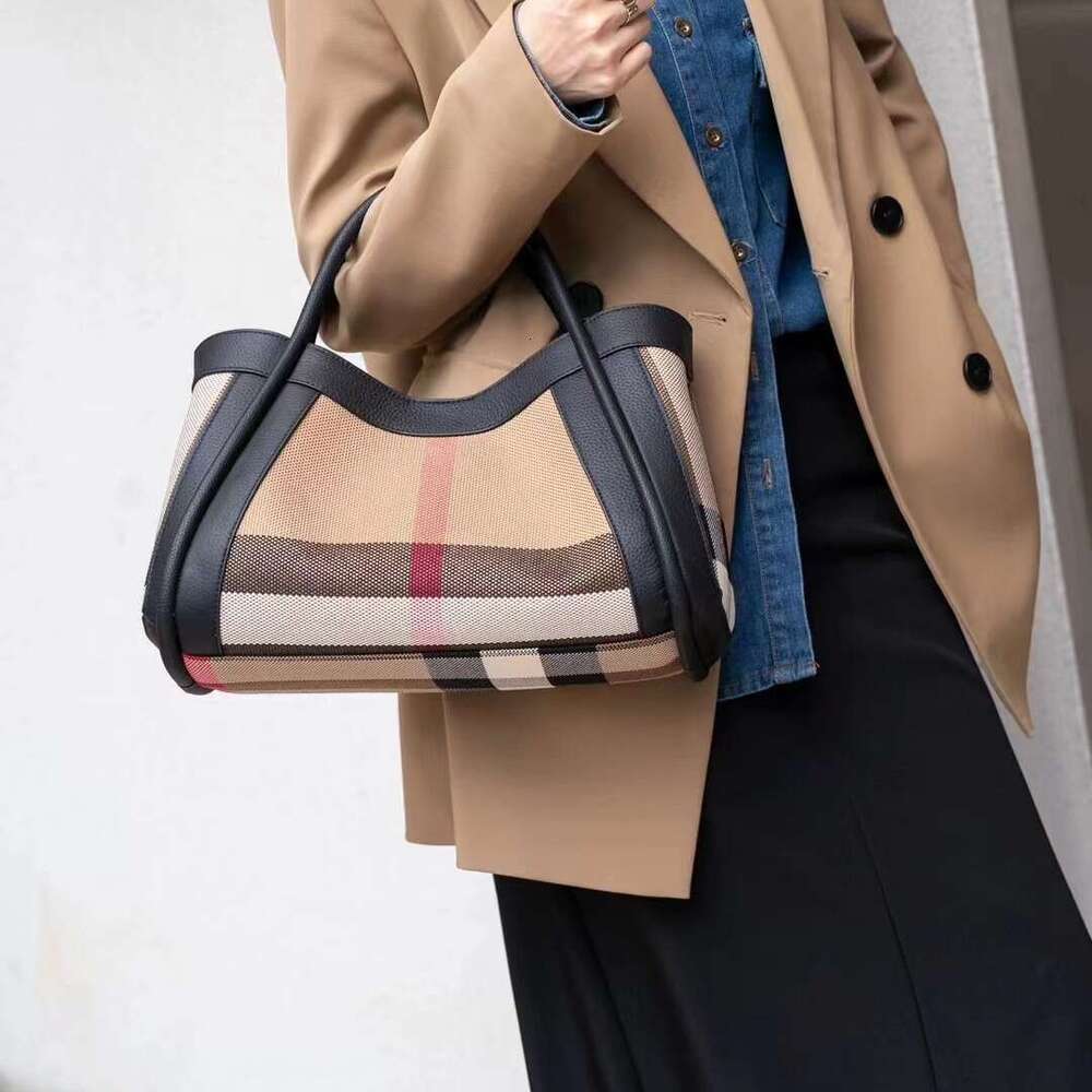 Handbags: Stylish Plaid Canvas Shoulder Bag Hot Women - Autumn/Winter Fashion, Lightweight For New Daily Use Fashion bags