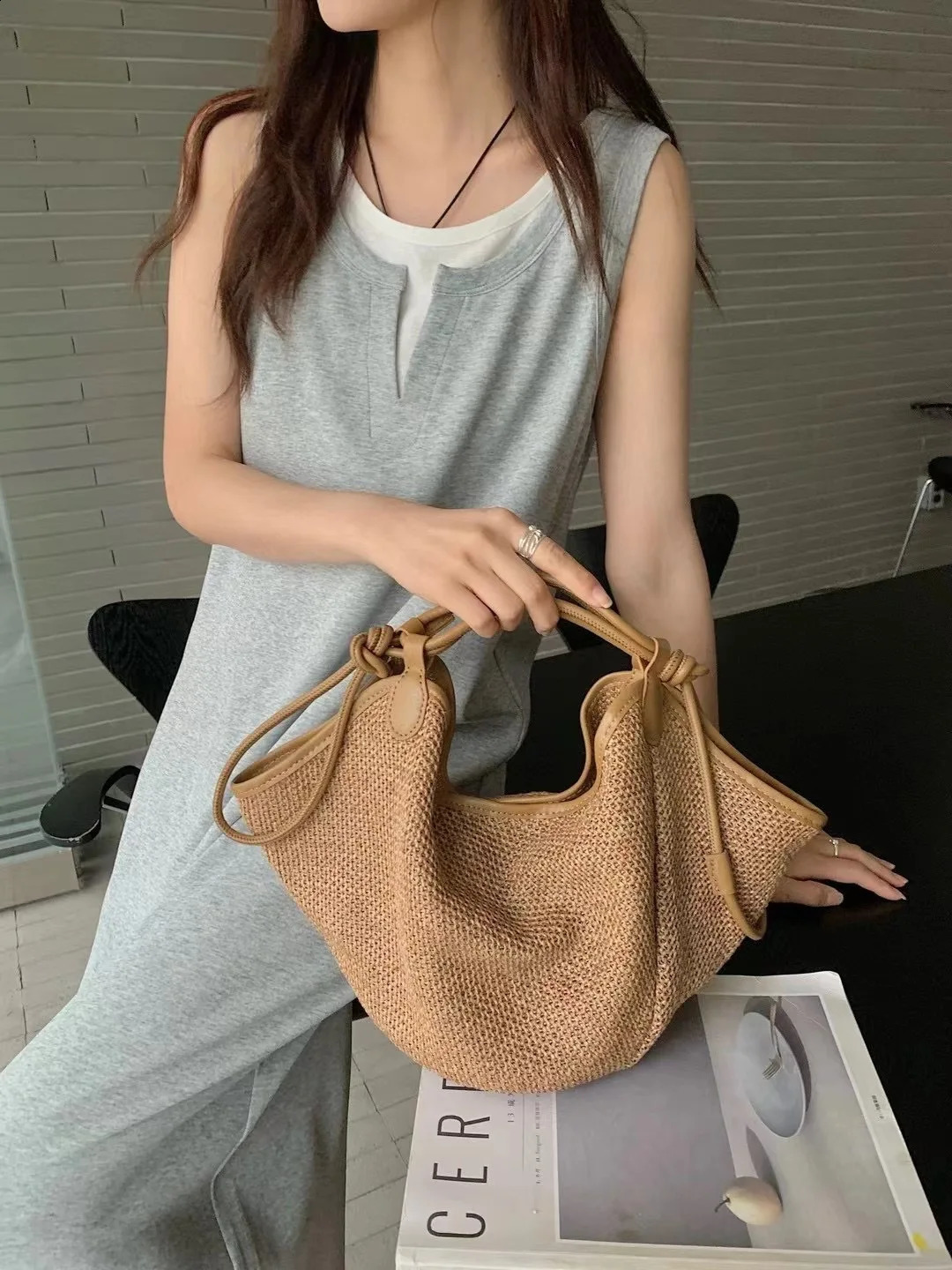 3 Summer Style Straw Woven Large Capacity One Shoulder Underarm Bucket Bag 240929 4