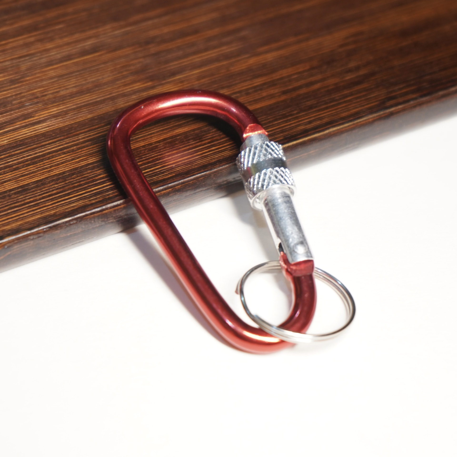Safety Locking D-Carabiner for Hiking and Climbing - Model 7