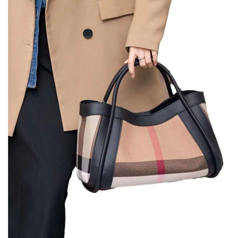 Handbags: Stylish Plaid Canvas Shoulder Bag hot Women - Autumn/Winter Fashion, Lightweight for Daily Use