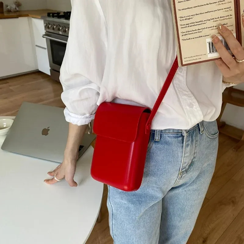 2024 Flip over crossbody for women, mini PU leather, shoulder and handbag, women's phone, simple solid color designer bag, mobile phone bag