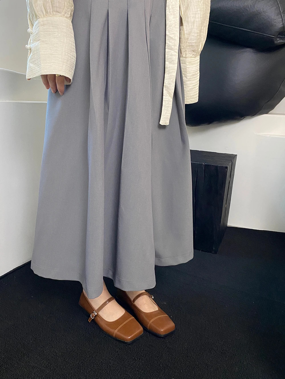 2025 new Square Toe Women Loafers Fashion Low Heeled Black Red Brown Beige Autumn Spring Dress Shoes Woman Pumps Size 35-39 240924